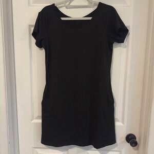 Alaster Queen Black Short Sleeve T-Shirt Mini Dress with Pockets Small NWT